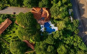 Papagayo Golden Palms Beachfront Hotel